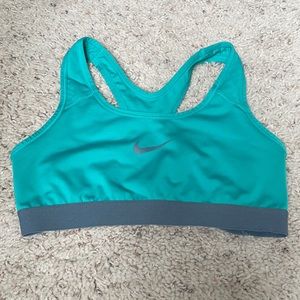 nike sports bra